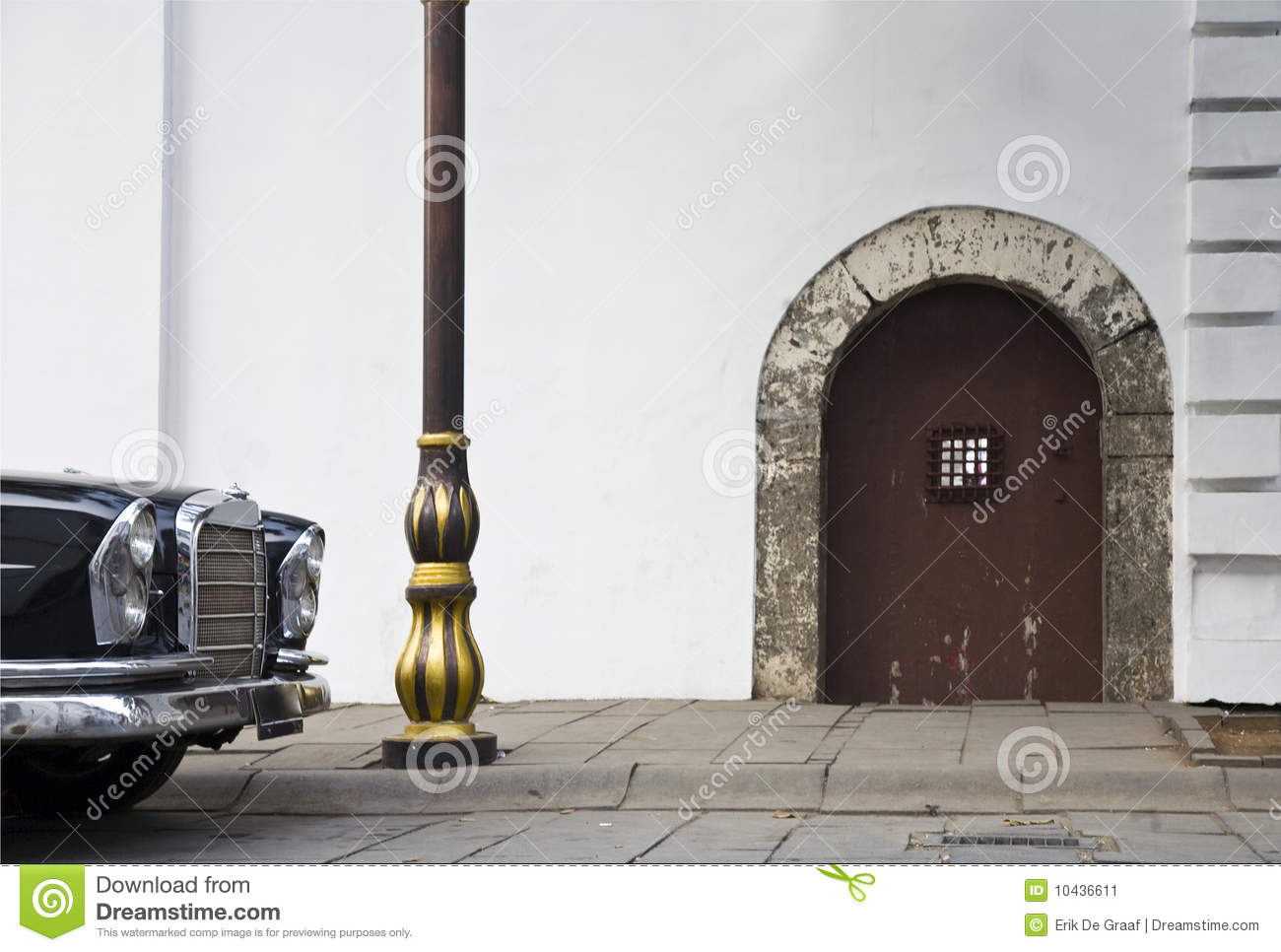 ‘星空app官方网页’《中国机长》李沁杀青晒大合影 张涵予袁泉亮相Angelababy出镜(图2) 星空app官方网页