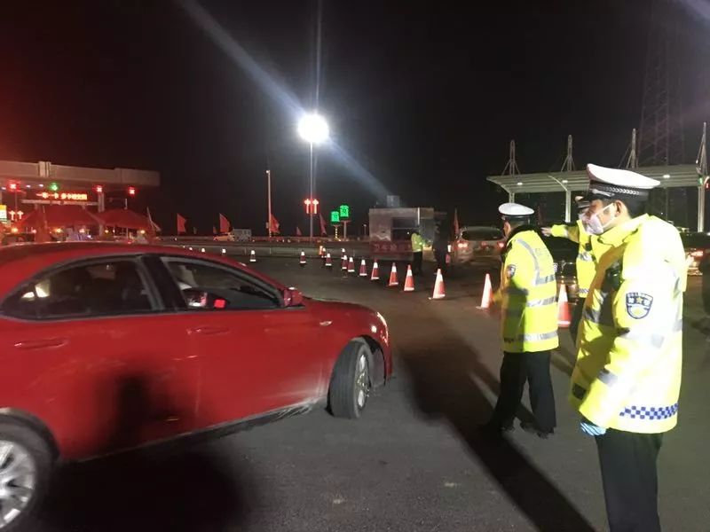 星空app官方网页:郭柯彤《我的黑道妹妹》玩命上阵 暴瘦飚血伤腰椎(图1) 星空官方网站